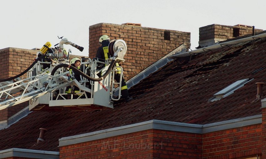 Feuer Koeln Niehl Graditzerstr P047.JPG
